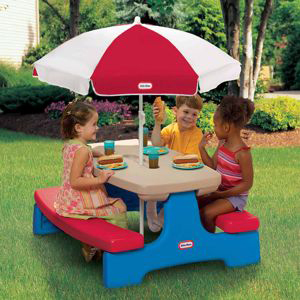 ピクニックテーブル